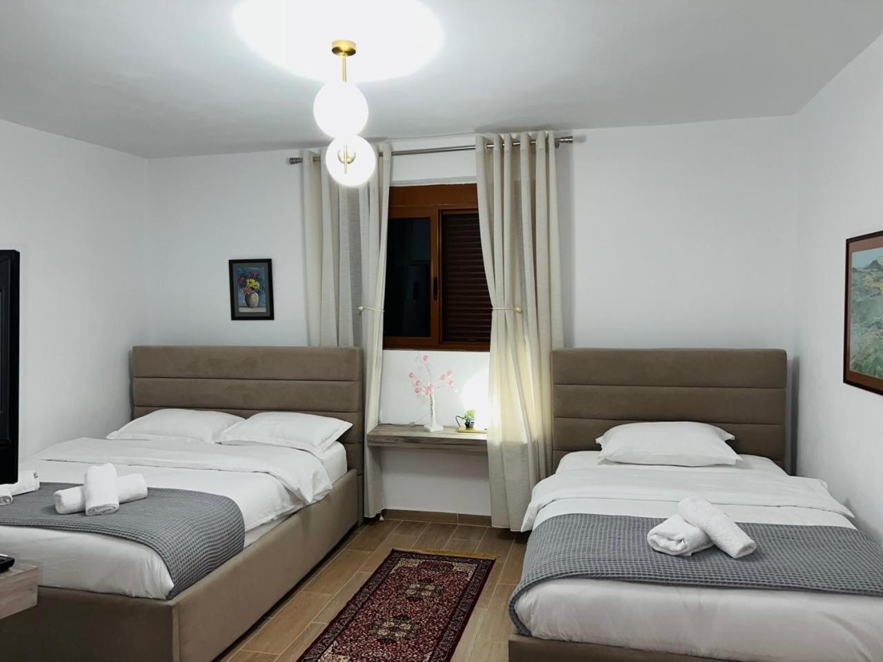 Villa Dona Berat Esterno foto
